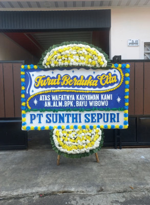 Papan Bunga Duka di Teladan Barat