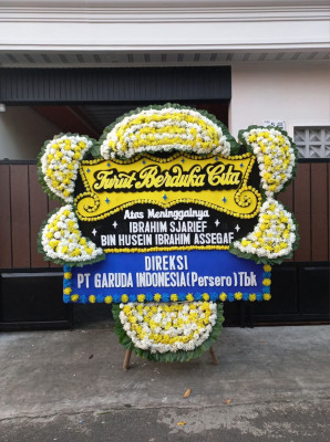 Papan Bunga Duka di Teladan Barat